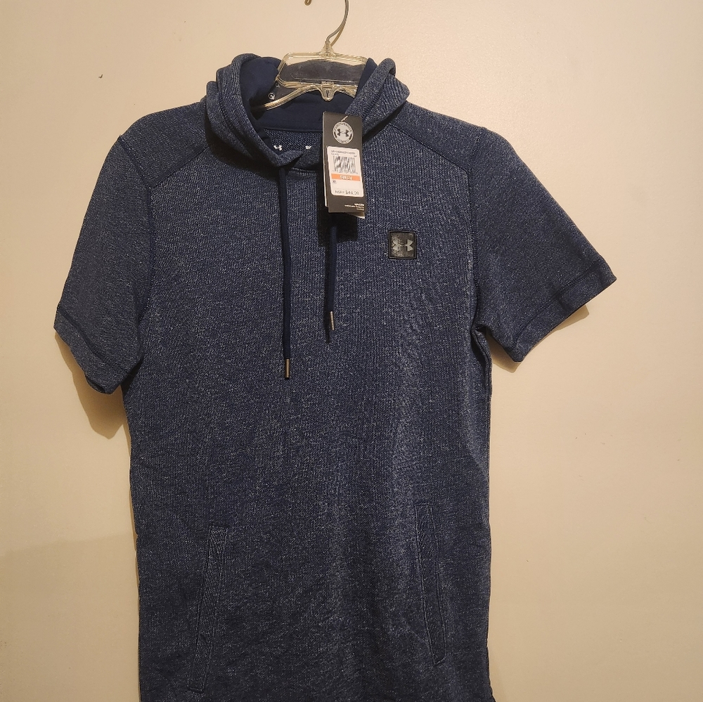 NWT UnderArmour Men's Short Sleeve Hoodie